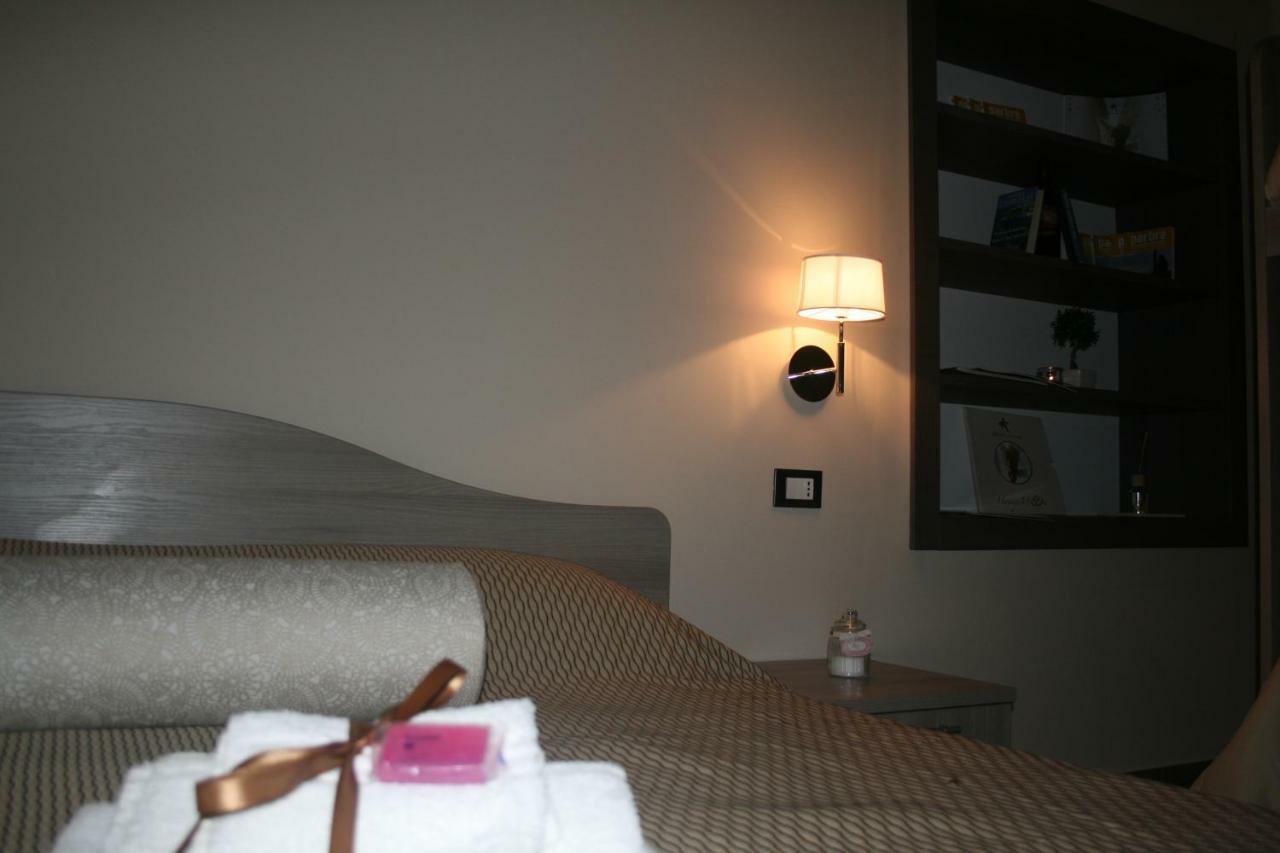 Villa Morelli Taranto Esterno foto